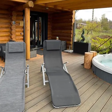 Roenk Relax شقة